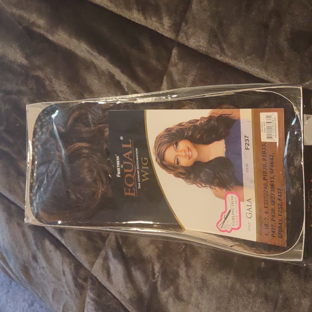 Freetress Equal Gala Wig NEW Color F237